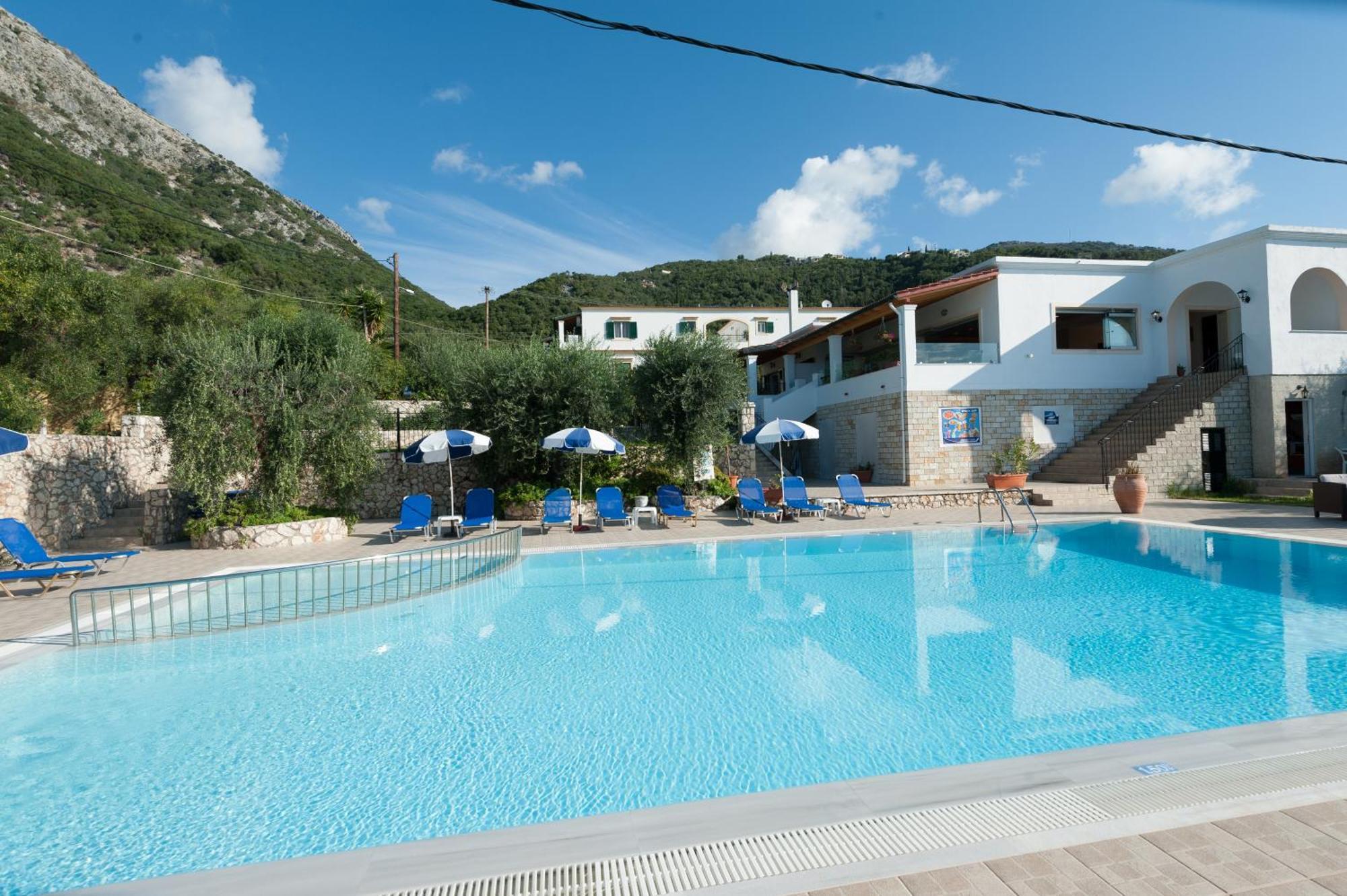 Crystal Blue Hotel, Barbati Buitenkant foto