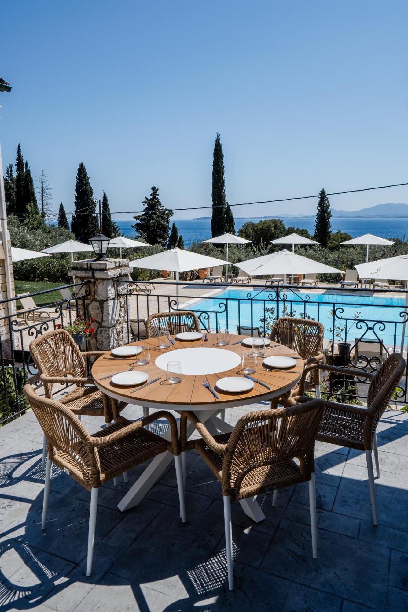 Crystal Blue Hotel, Barbati Buitenkant foto
