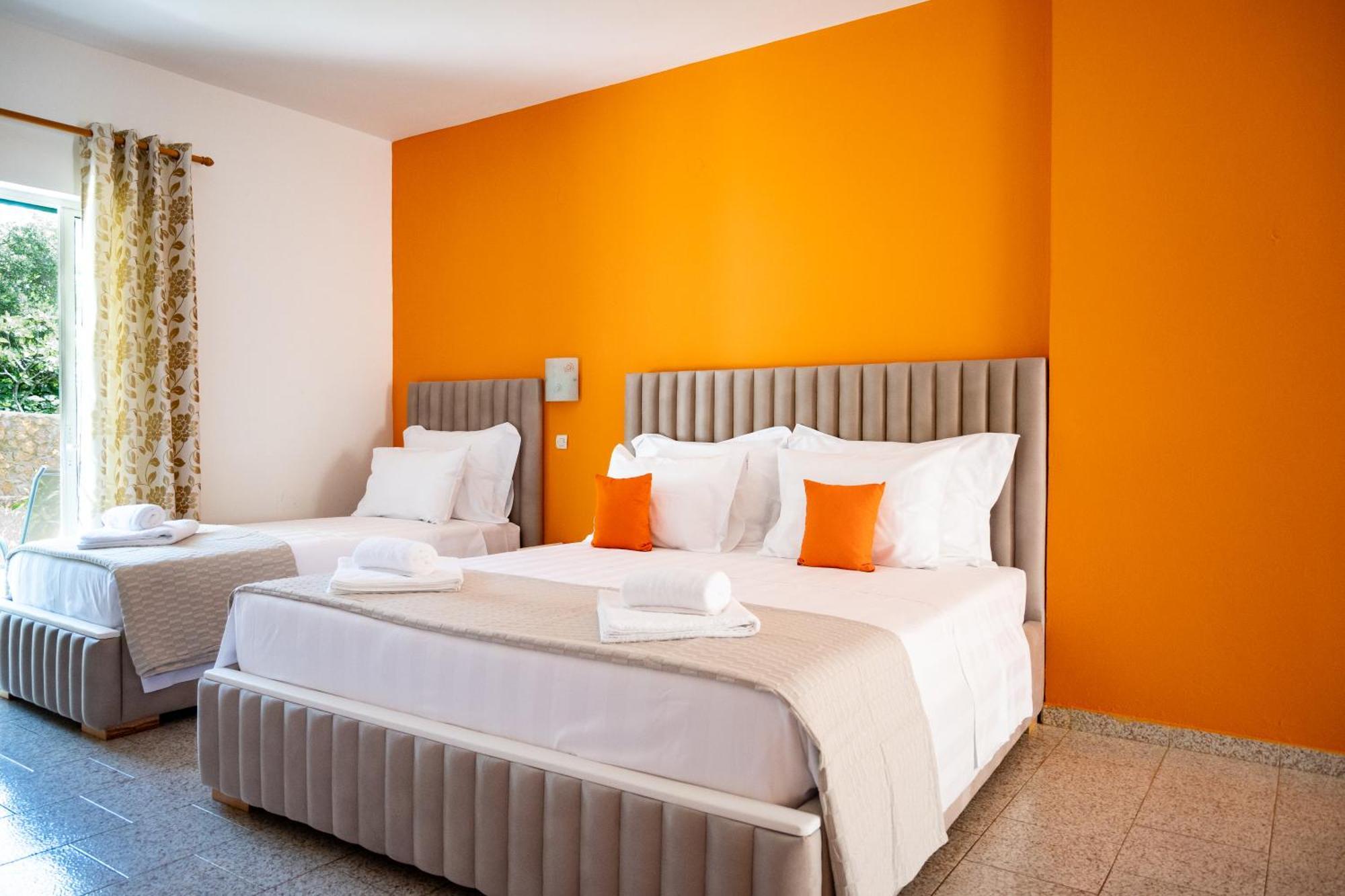 Crystal Blue Hotel, Barbati Buitenkant foto